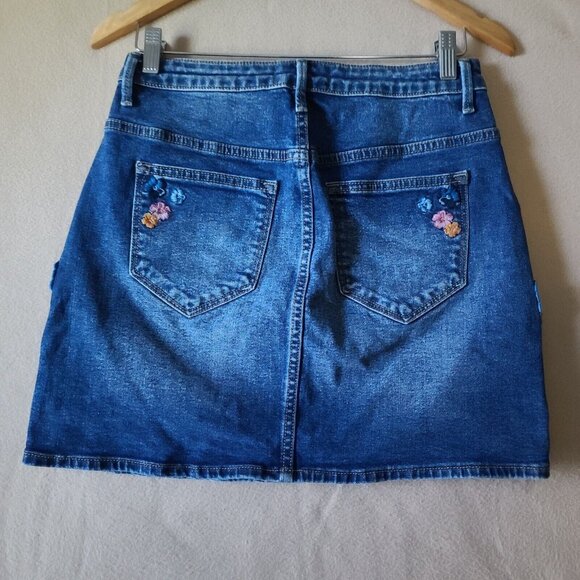 Free People Driftwood Leah Butterfly Effect Jean Mini Skirt 25 Button Front NWOT - Picture 4 of 8